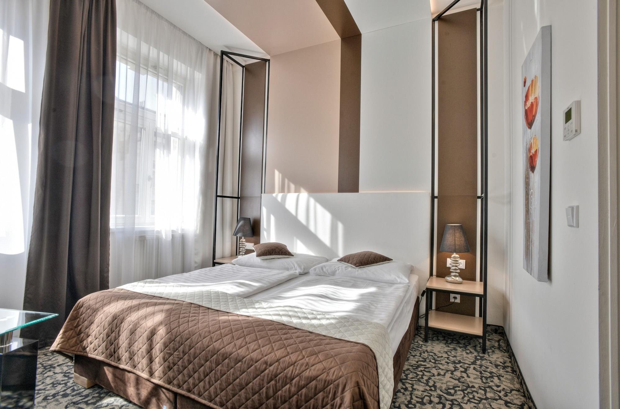 Hotel Máchova Praga Exterior foto